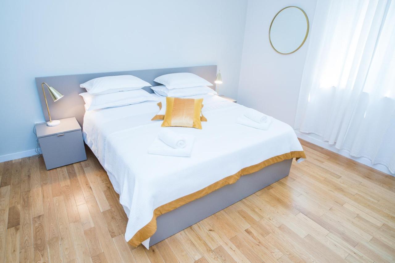 Franco'S Spacious Residence - Great Location Split Luaran gambar
